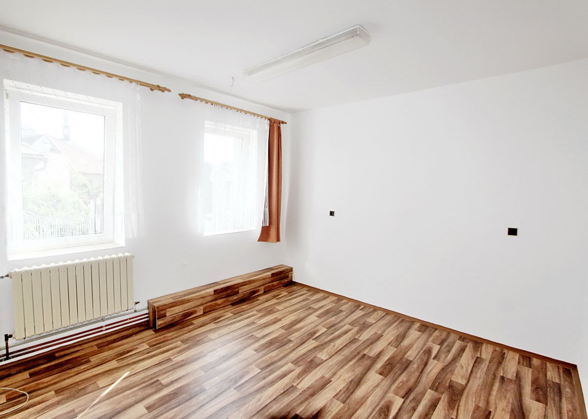 Pronájem bytu 2+kk 48 m² – fotografie 2