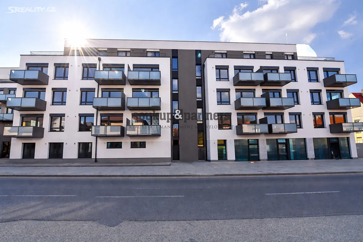 Pronájem obchodního prostoru 41 m² – pohled 6