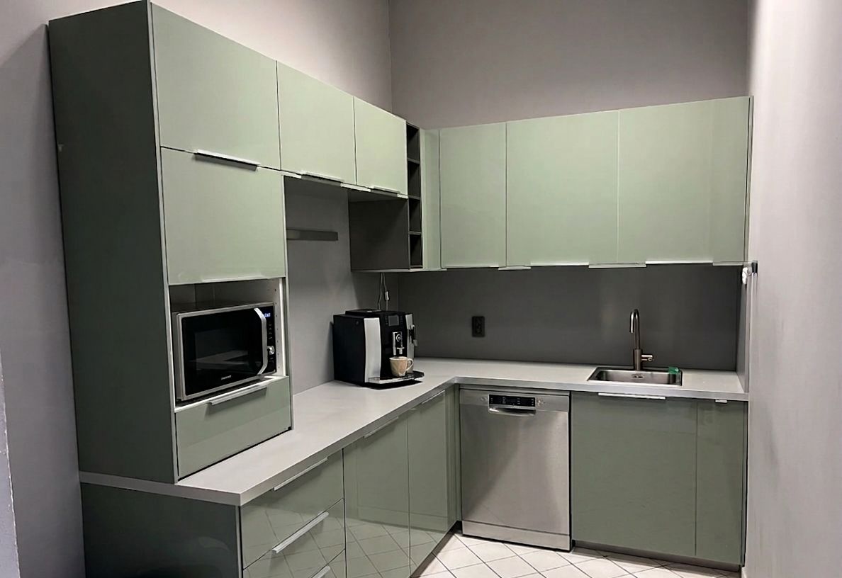 Pronájem kanceláře 685 m² – fotografie 3