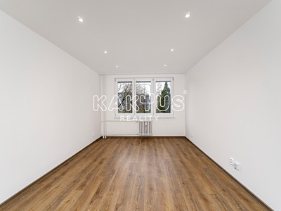 Pronájem bytu 1+1 38 m²