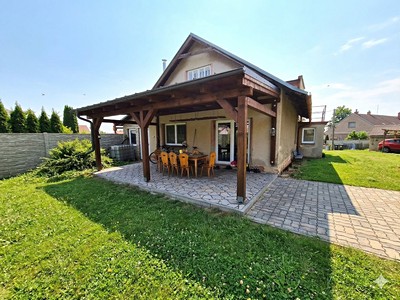 Prodej  rodinného domu 150 m², pozemek 2 103 m²