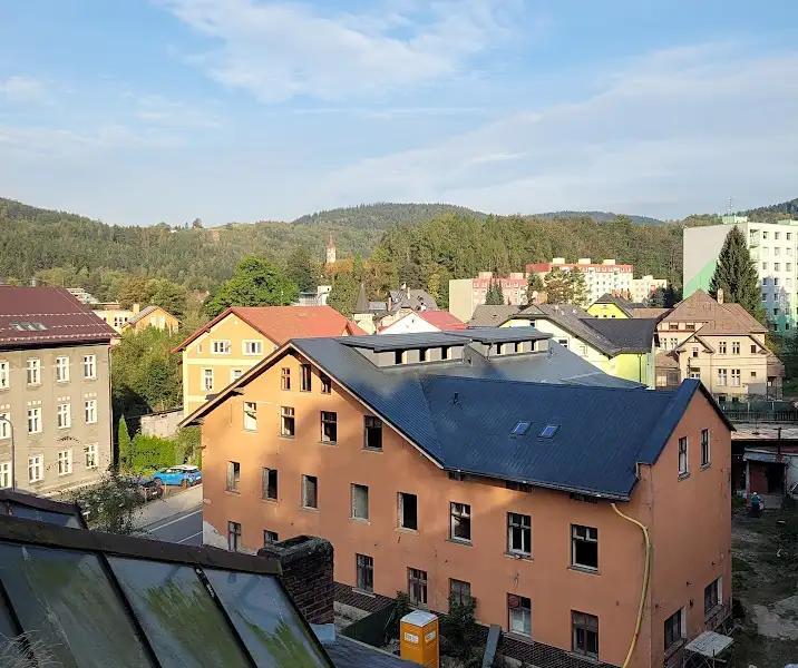 Prodej výrobní haly, prostoru 4600 m², Desná – náhled fotky 1