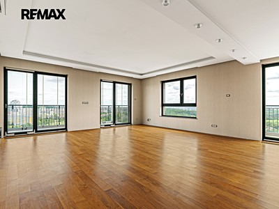 Prodej bytu 6 pokojů a více 320 m² (Mezonet)