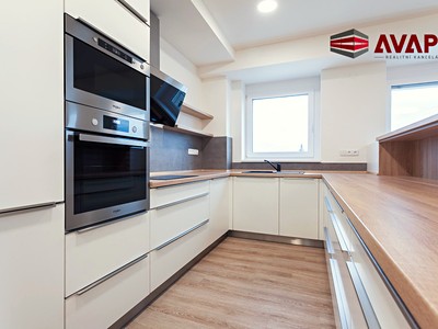 Pronájem bytu 4+kk 119 m²