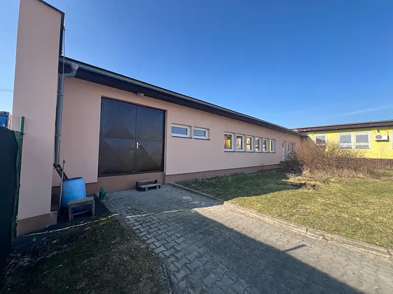 Prodej výrobní haly, prostoru 286 m², Nový Bor – náhled fotky 3