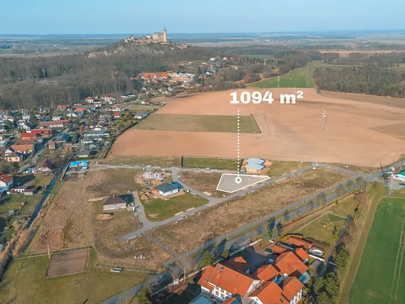 Prodej stavebního pozemku 1094 m², Ráby – náhled fotky 3