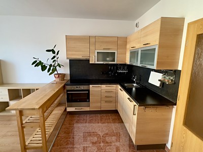Pronájem bytu 1+kk 32 m²