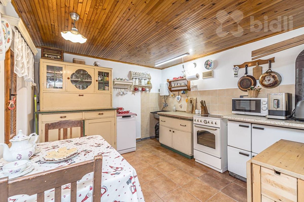 Prodej chalupy 160 m², pozemek 1274 m² – fotografie 2