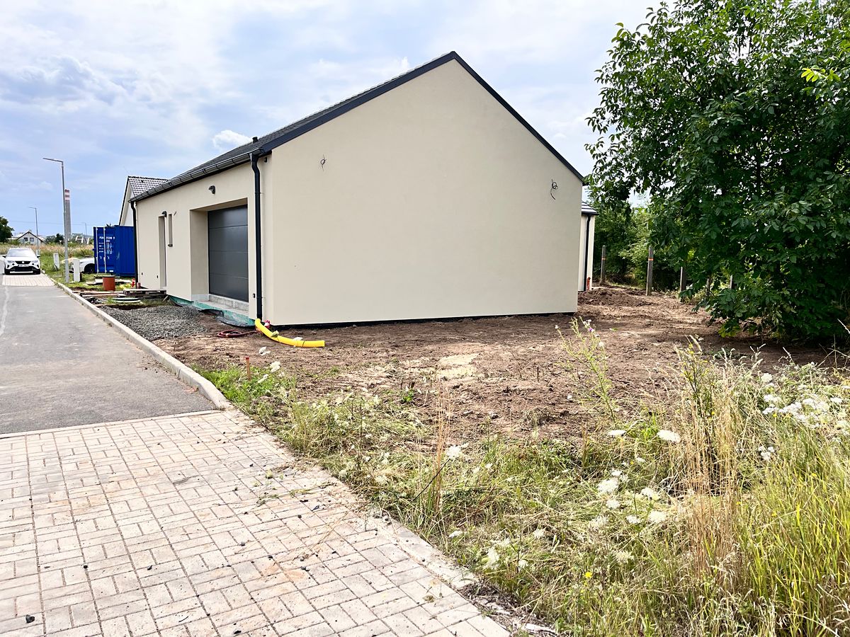 Prodej rodinného domu 156 m², pozemek 747 m² – fotografie 3
