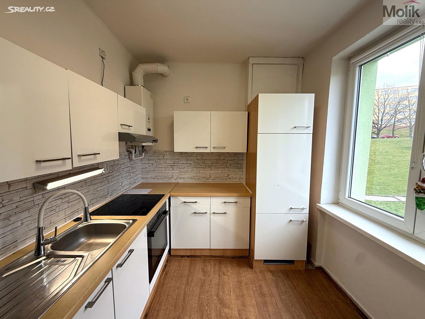 Pronájem bytu 2+1 55 m² – pohled 3