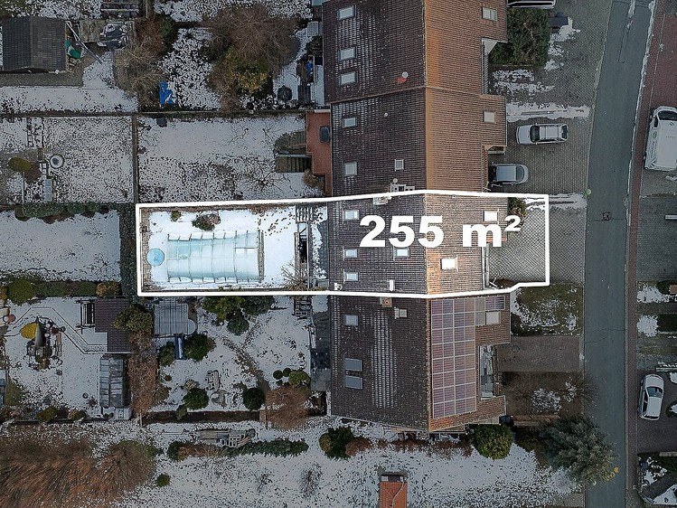 Будинок на продаж, 240 м² (25 з 25)