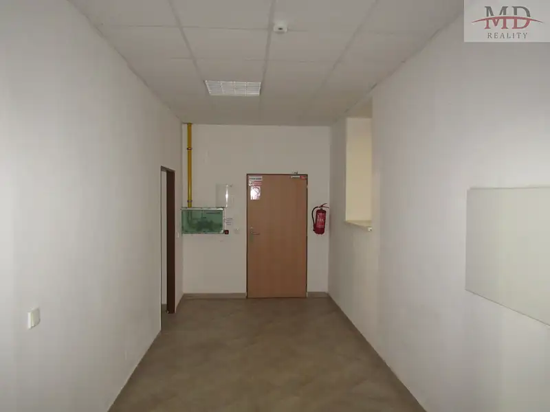 Prodej kanceláře 100 m², Ústí nad Labem – náhled fotky 3