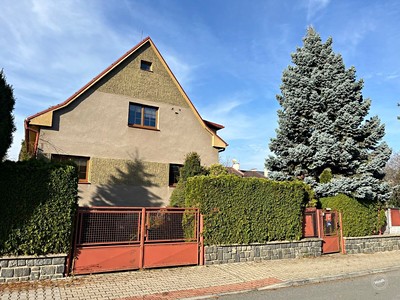 Pronájem  vícegeneračního domu 200 m², pozemek 400 m²