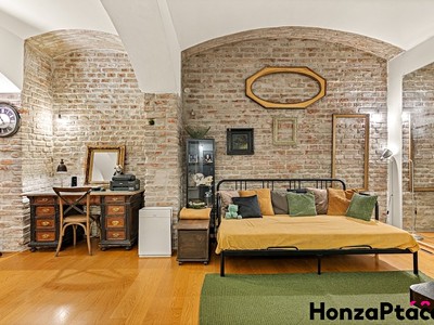 Prodej komerční nemovitosti 66 m² — photo 2