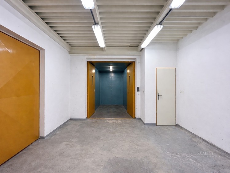 Gewerbefläche zum Kauf, 965 m² (16 von 31)