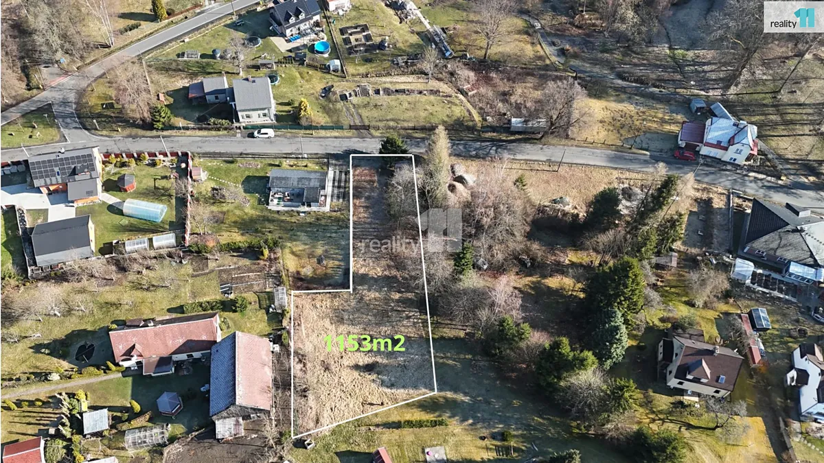 Prodej stavebního pozemku 1153 m²