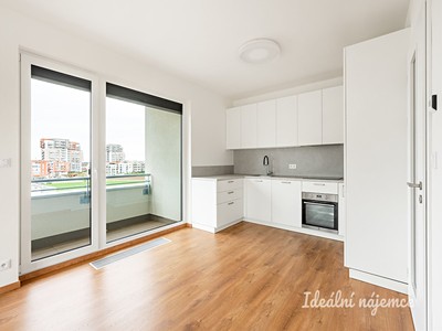 Pronájem bytu 2+kk 65 m²