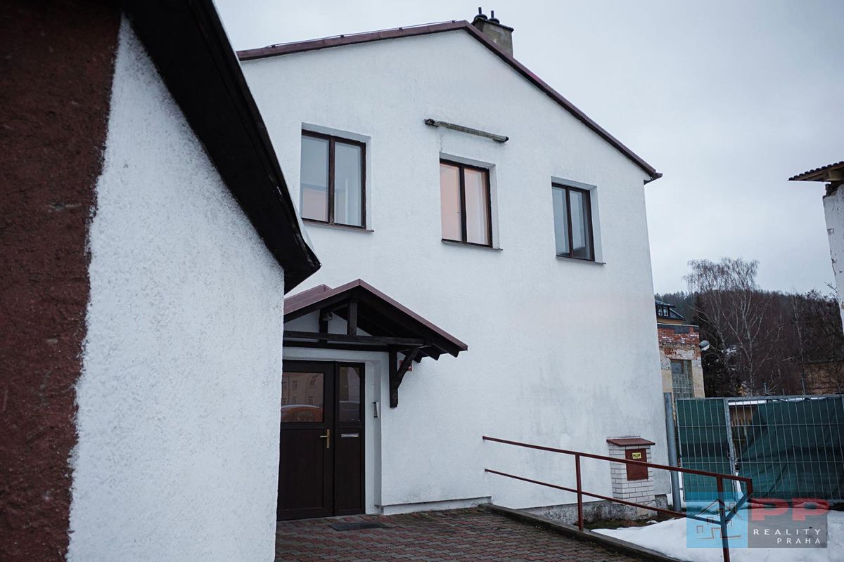 Prodej komerční nemovitosti 264 m²