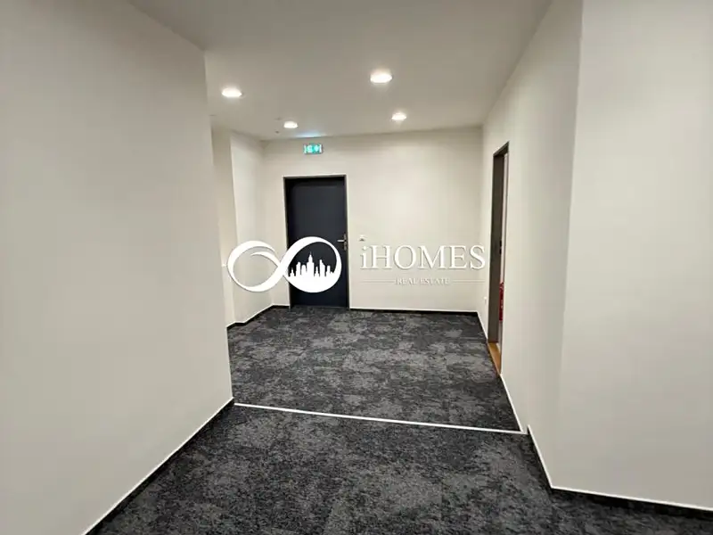 Pronájem kanceláře 126 m², Praha – náhled fotky 3