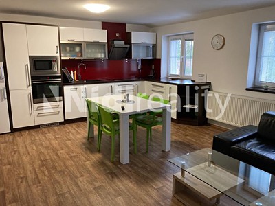 Pronájem bytu 3+kk 85 m² (Jednopodlažní)
