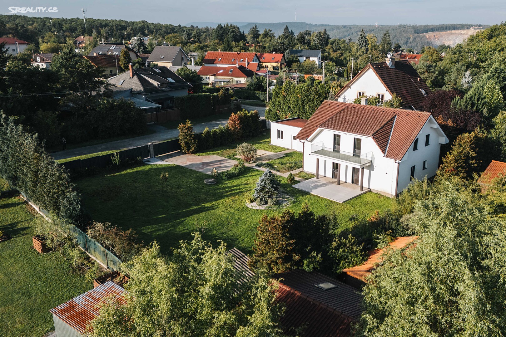 Prodej  rodinného domu 150 m², pozemek 1 205 m² – pohled 2