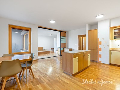 Pronájem bytu 2+kk 69 m²