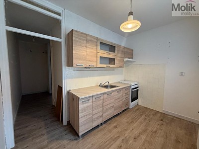 Pronájem bytu 1+1 35 m²
