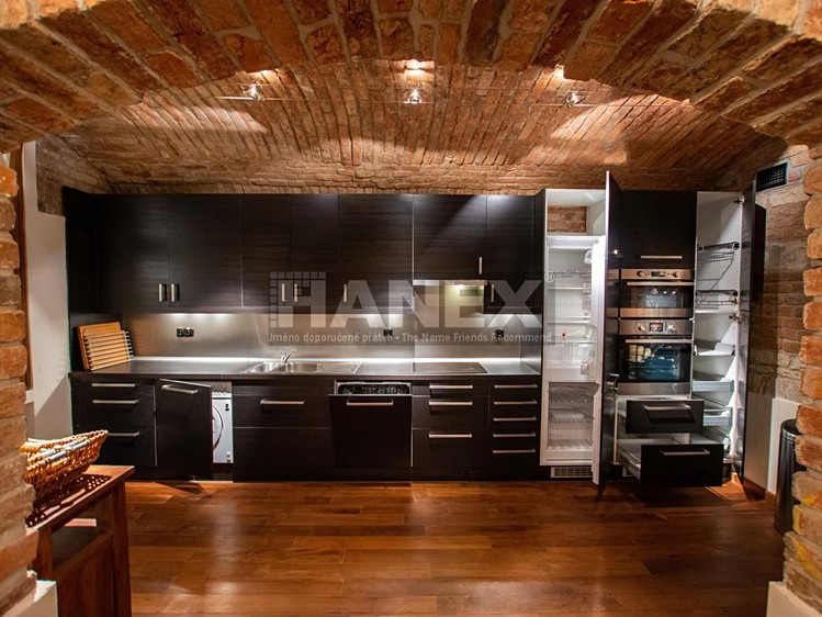 Квартира 4+1 на продаж, 157 м² (14 з 20)