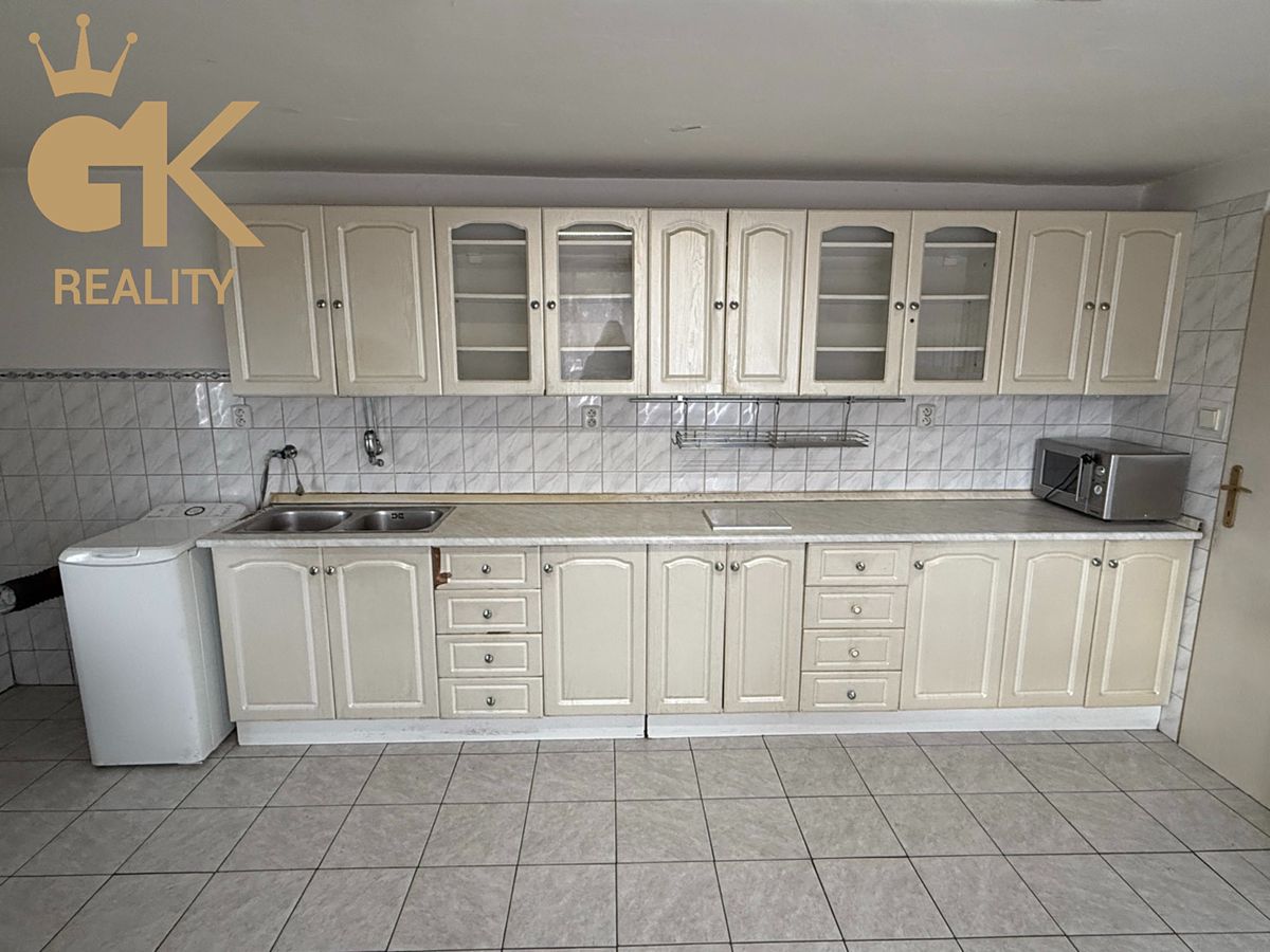 Prodej rodinného domu 127 m², pozemek 170 m² – fotografie 2