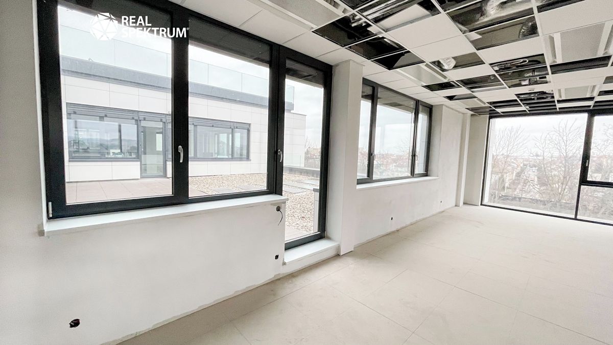 Pronájem kanceláře 275 m² – fotografie 5