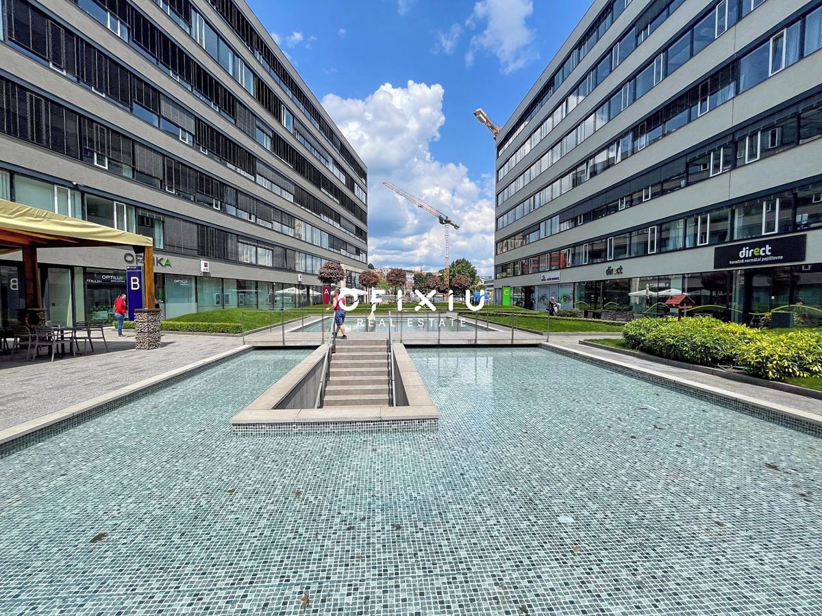 Pronájem kanceláře 290 m², Brno – fotka 1 z 3