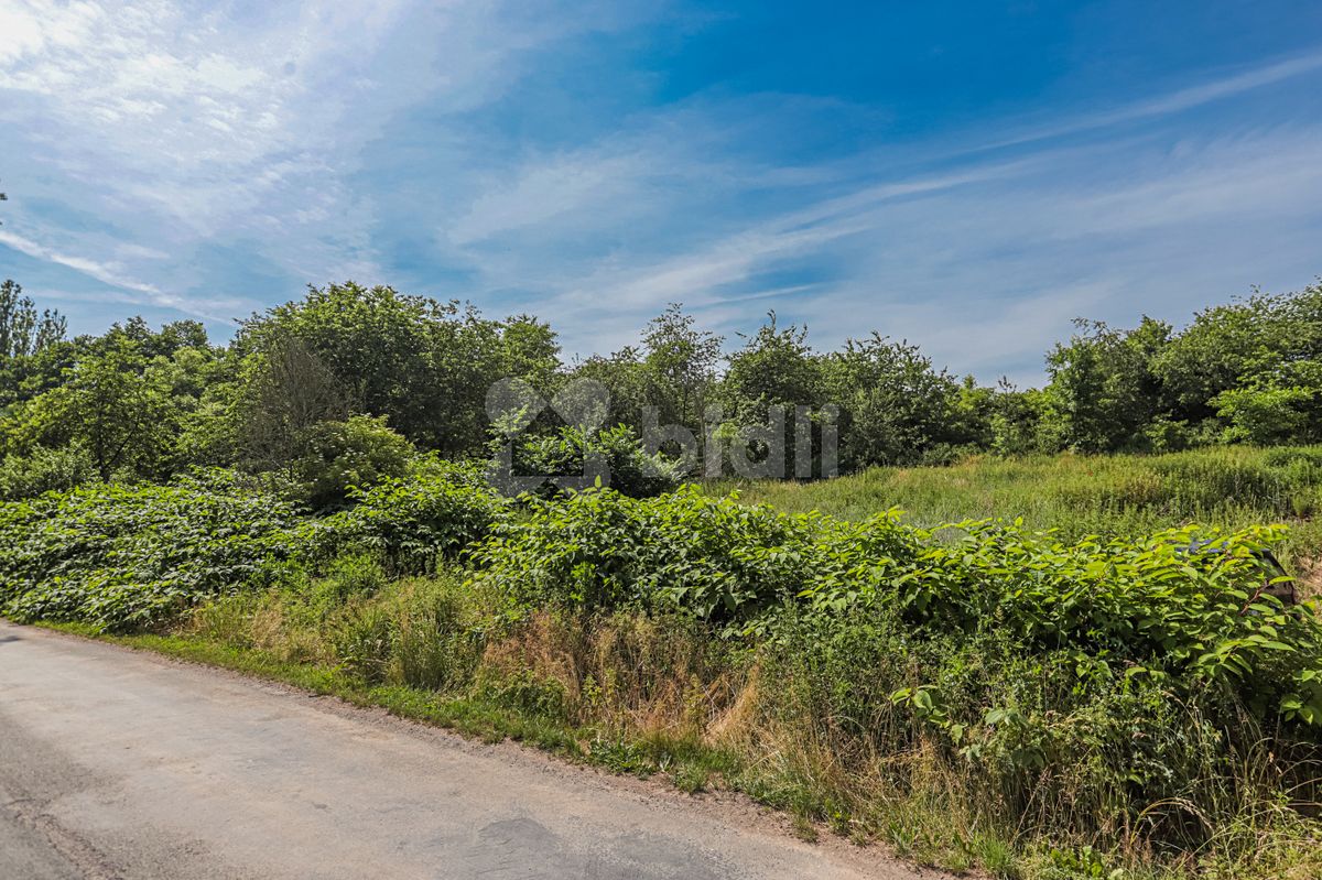 Prodej pozemku 735 m² – fotografie 2