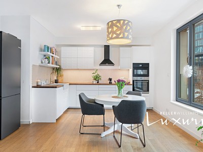 Prodej bytu 4+kk 98 m² (Jednopodlažní)