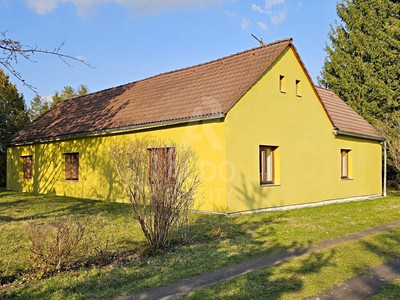 Trpnouze, Hranice