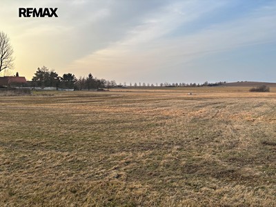 Prodej  stavebního pozemku 4 320 m²