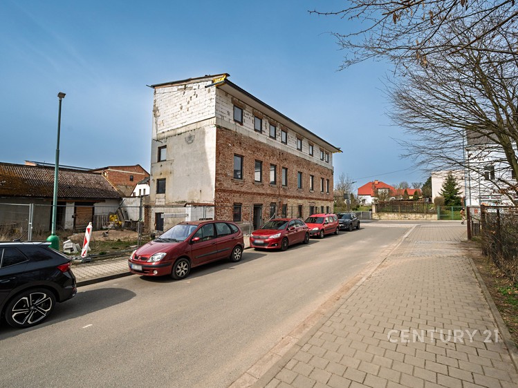 Haus zum Kauf, 306 m² (3 von 21)