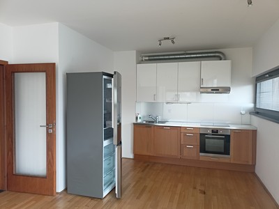 Pronájem bytu 3+kk 73 m² (Jednopodlažní)
