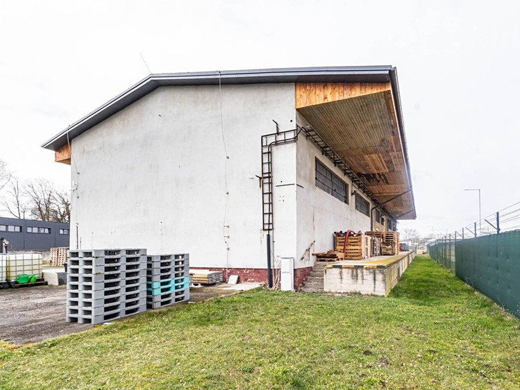Комерційне приміщення на продаж, 5 169 м² (23 з 25)