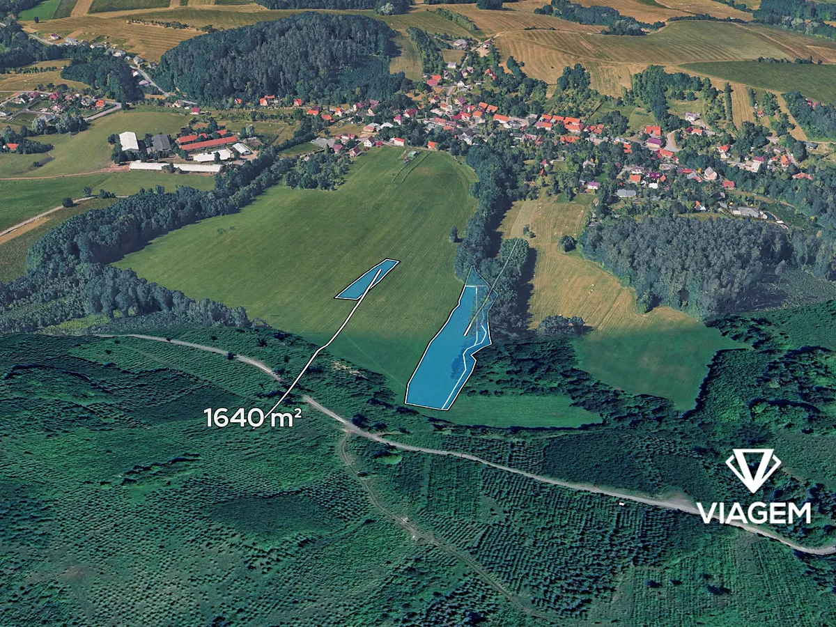 Prodej podílu 1/2 pole 5179 m²