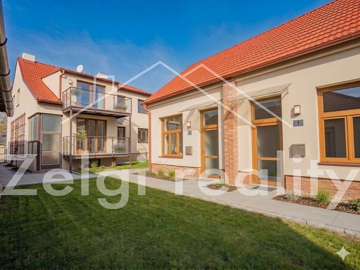 Prodej vícegeneračního domu 530 m², pozemek 656 m²