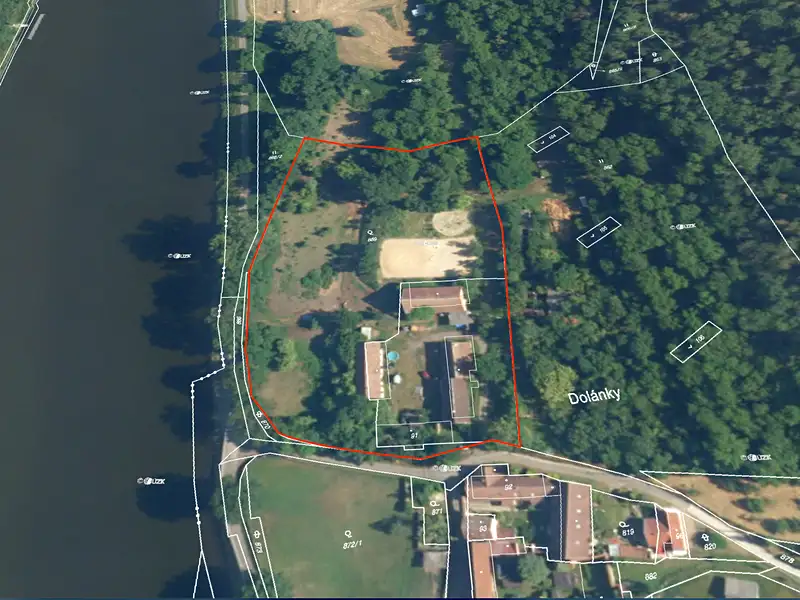 Prodej zemědělské usedlosti 735 m², pozemek 13174 m², Zlončice – náhled fotky 1