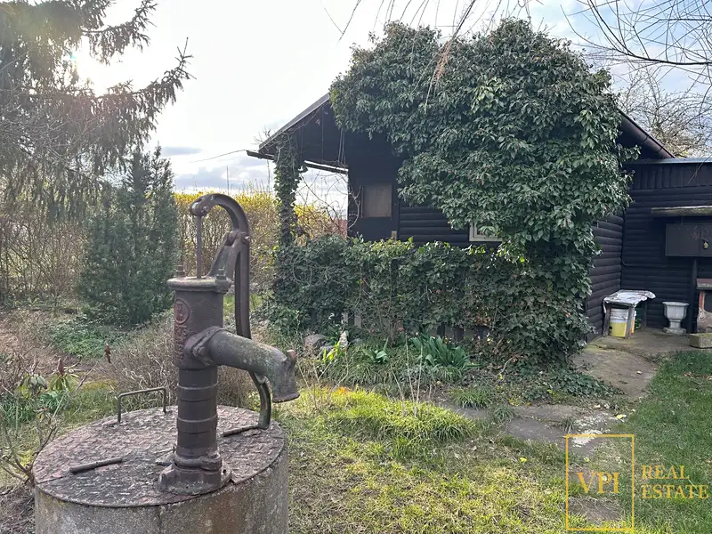 Prodej chaty 14 m², pozemek 380 m², Hradec Králové – náhled fotky 2