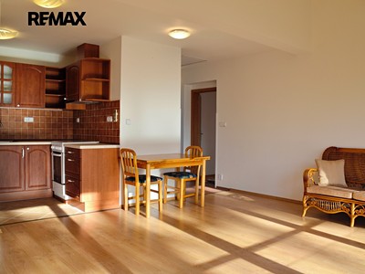 Pronájem bytu 2+kk 61 m² (Podkrovní)