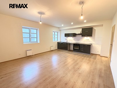 Pronájem bytu 3+kk 95 m²