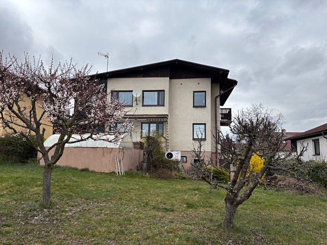 Prodej rodinného domu 280 m², pozemek 774 m² – fotografie 4