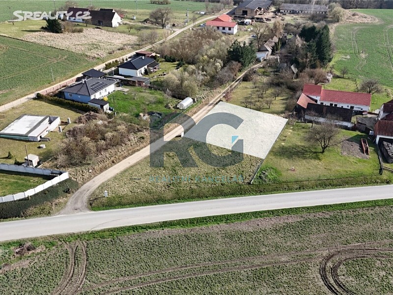 Prodej  stavebního pozemku 759 m² – pohled 4