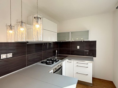 Pronájem bytu 2+1 56 m²