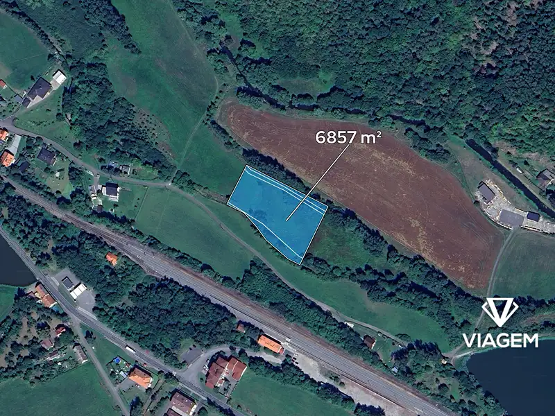 Prodej pole 6857 m², Jince – náhled fotky 2