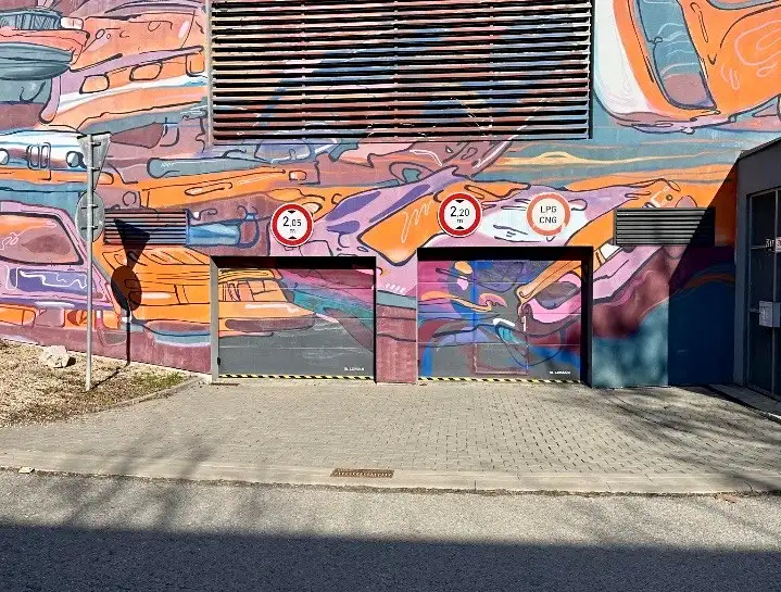 Prodej garážového stání 12 m², Brno – náhled fotky 2