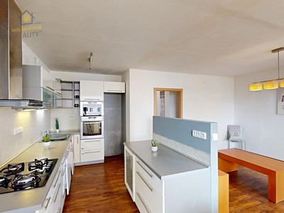 Pronájem bytu 4+kk 86 m²